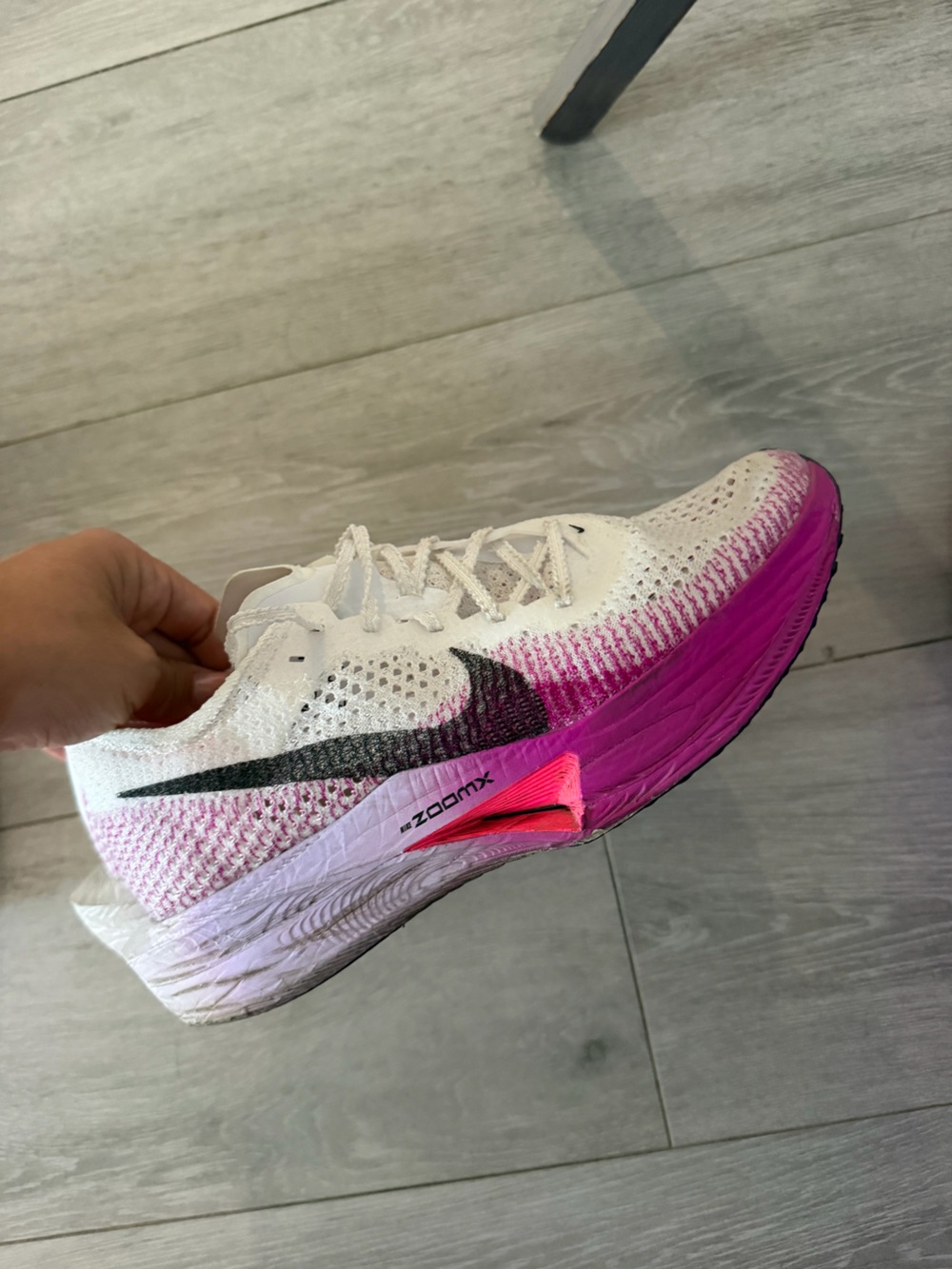 Nike Women’s White & Pink Gradient ZoomX Running Sneakers USED